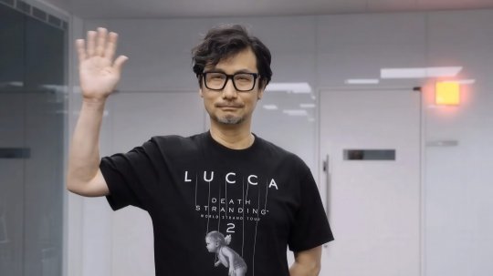 小岛秀夫不满足于游戏的娱乐属性，期望通过游戏为玩家传递“幸福能量”