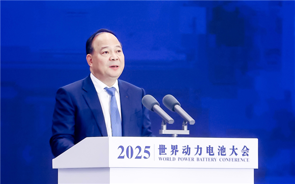 全球领先！曾毓群透露：超2000万辆新能源汽车采用宁德时代电池