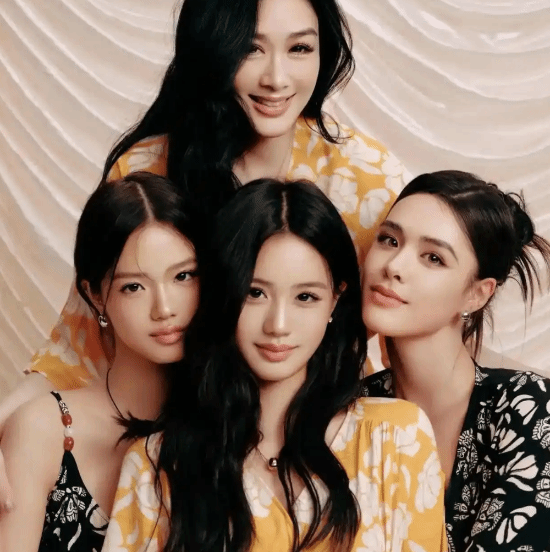 钟丽缇透露两个女儿明确表示不愿出道，原因是担心压力过大且害怕遭遇网络暴力