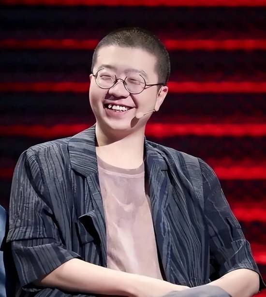 李诞建议大家别去算命，这很难真正把问题解决掉
