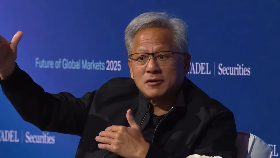 黄仁勋表示：英伟达已完成从游戏显卡企业到AI基础设施企业的转型