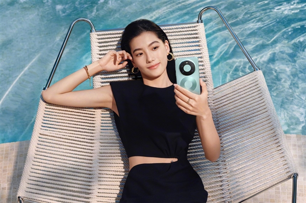 华为Mate80系列与MateX7不提供系统降级服务官方回应：鸿蒙6能覆盖绝大多数使用场景