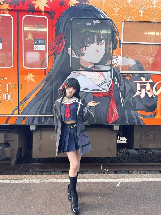 日本美少女COS《鸣潮》千咲！这是哪家JK从游戏里走出来了