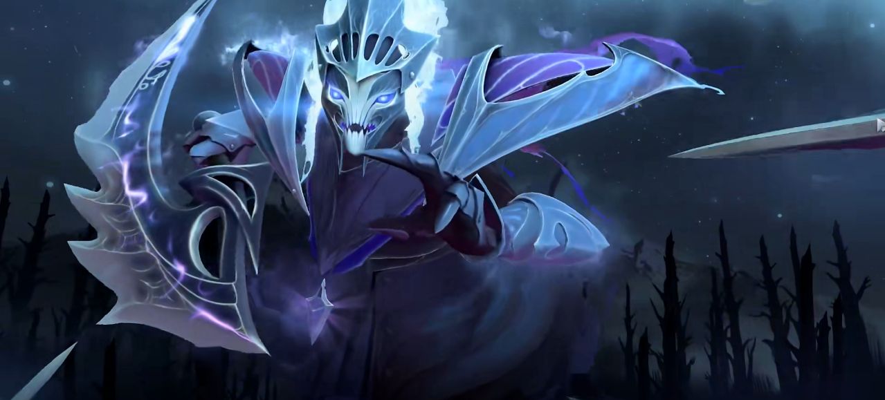 dota2幽鬼该选分身斧还是冰眼？幽鬼高胜率出装思路分享