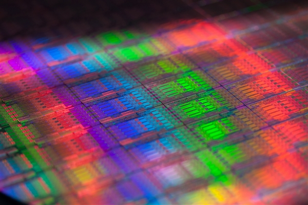 据称Intel18A工艺已有四家主要客户，AMD与NVIDA未在其中，背后原因十分简单