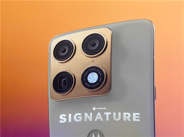 motoX70AirPro在CES展会上登场：厚度仅7mm的影像旗舰新品