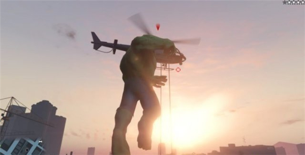 想化身绿巨人肆意行动？这款《GTA5》MOD就能帮你实现
