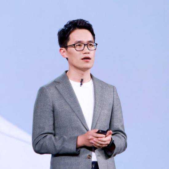 王腾从小米离职后创办了新公司“今日宜休”，该公司将致力于睡眠健康类产品的研发