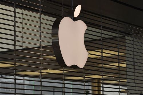 中国果粉的狂热程度可见一斑，一起来回顾iPhone5正式发售时的那些精彩瞬间照片