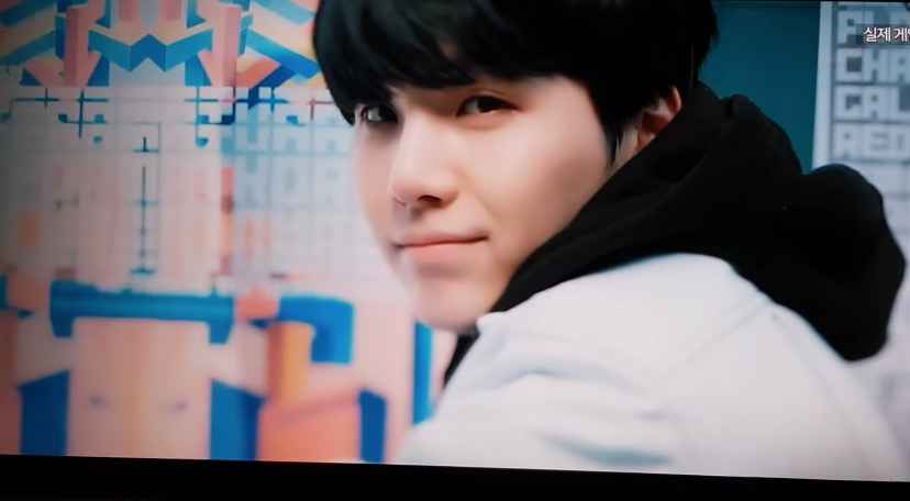 BTSWORLD图1