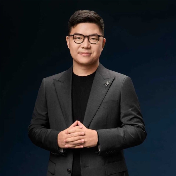 赵长江表示：智界团队正全方位融入华为体系，华为的文化内核我们要深刻领悟并内化于心