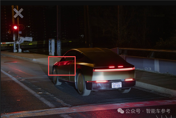 连后视镜都舍弃了！特斯拉Robotaxi路测画面曝光新添摄像头清洁装置
