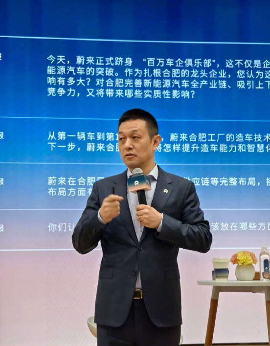 内存成本飙升，汽车厂商会选择涨价还是减配？