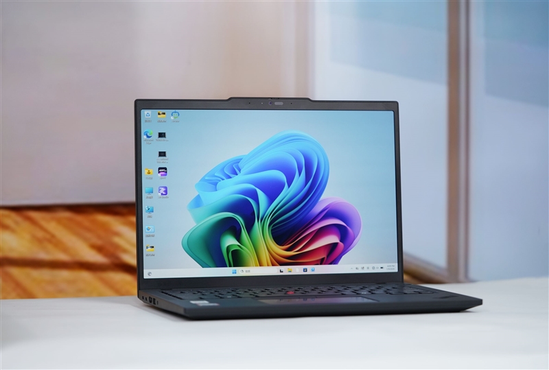 AI赋能的高端商务本联想ThinkPadT14Gen6笔记本测评：28W锐龙能效出色内置NPU更具灵活性