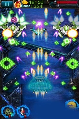 星空中的战机免费版(2)
